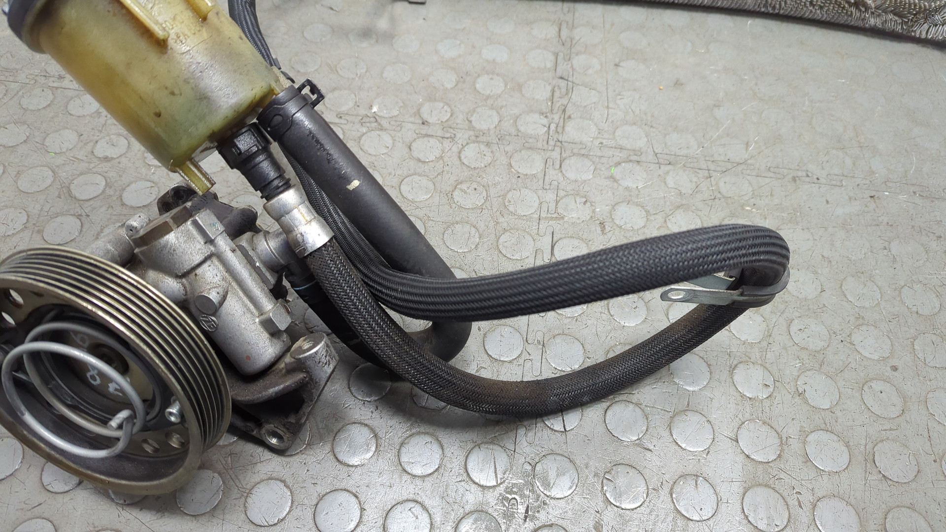 Насос ГУР (гидроусилитель руля)