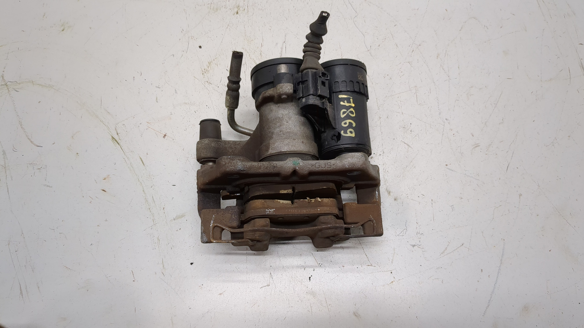 Суппорт задний левый