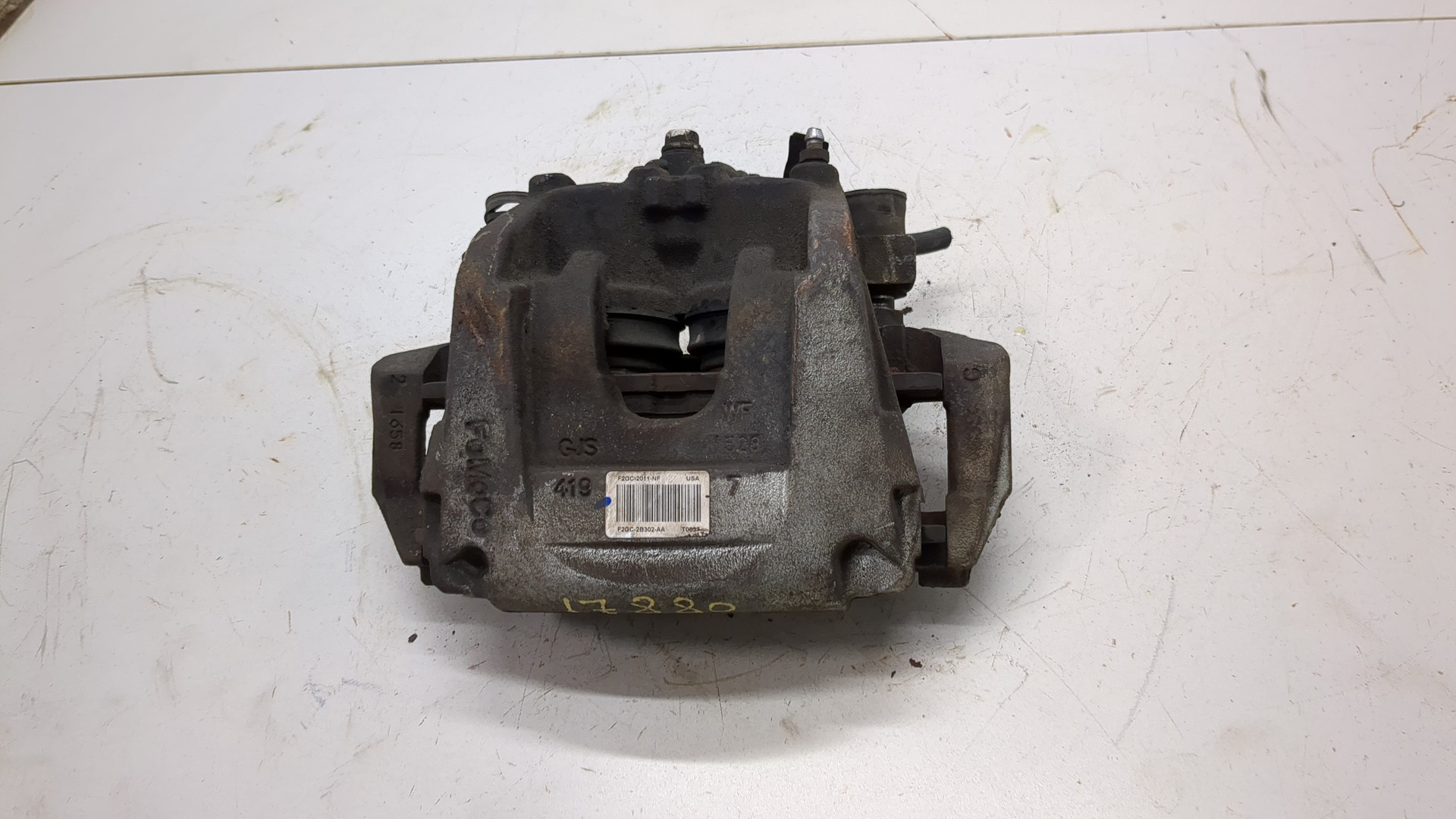 Суппорт передний левый