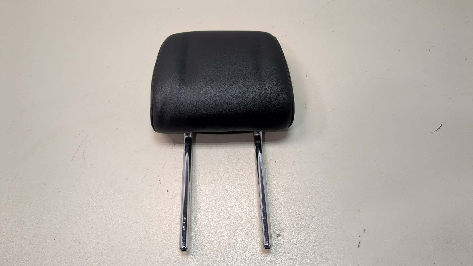 Подголовник сиденья