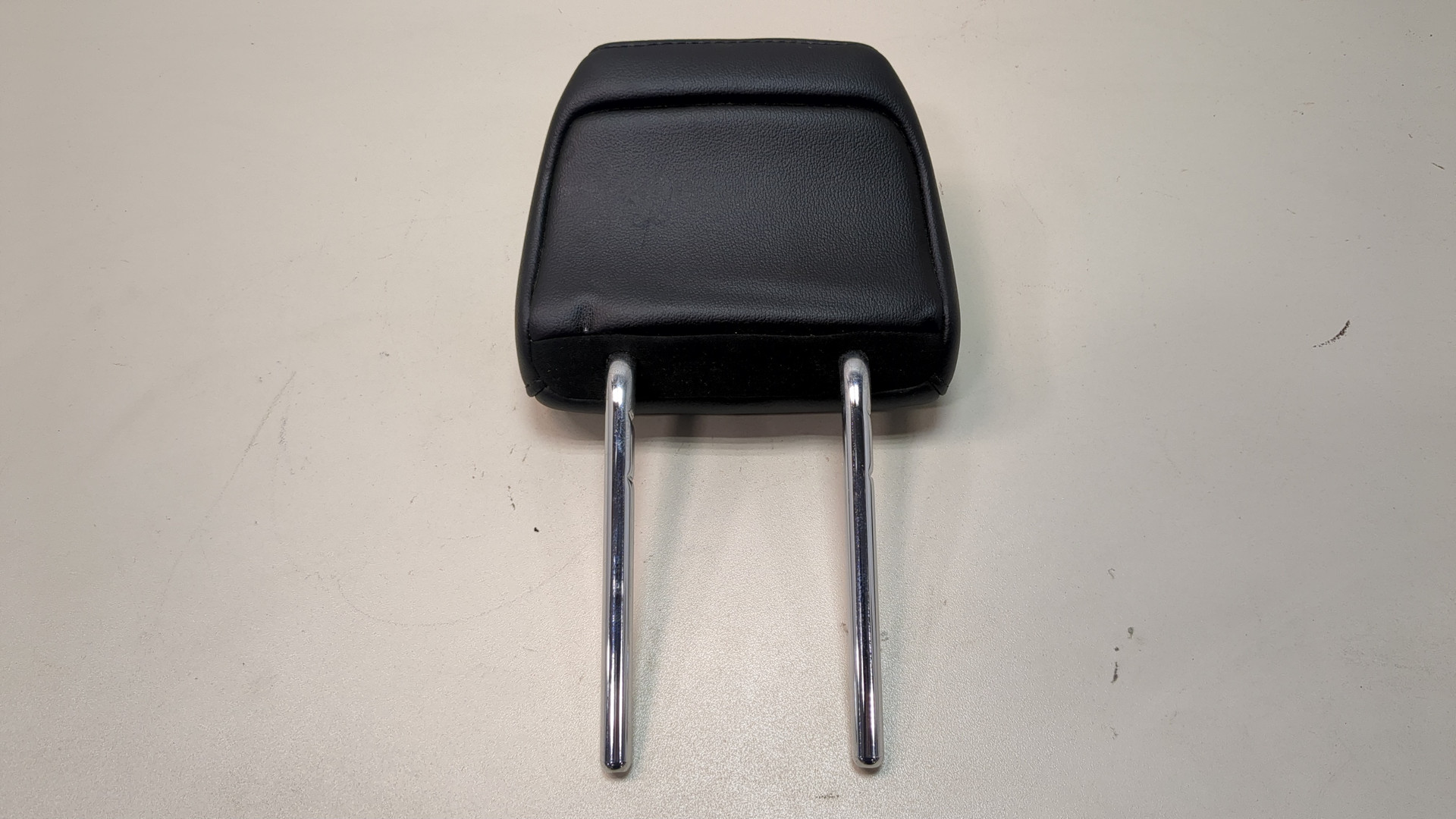 Подголовник сиденья