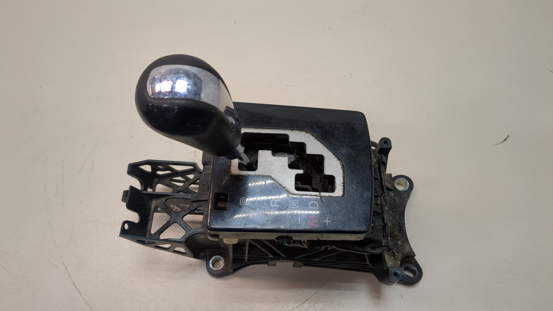 Кулиса МКПП / АКПП