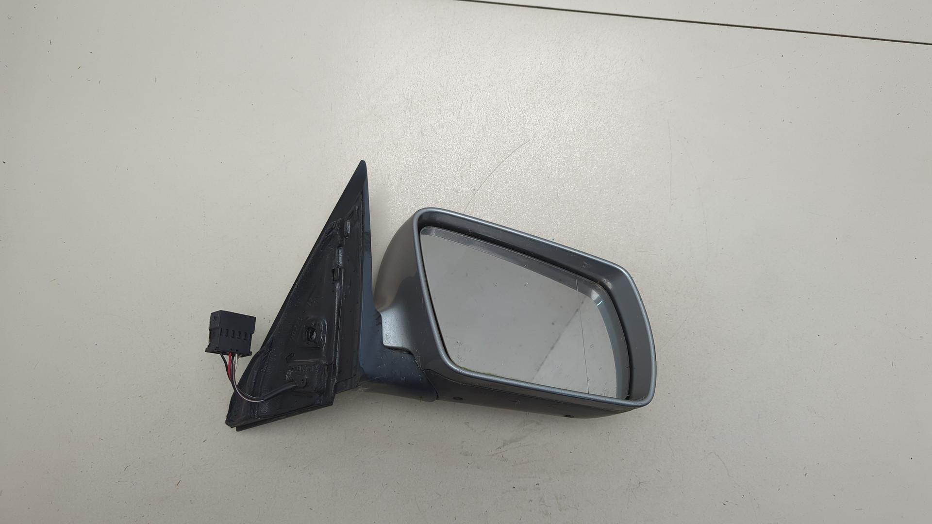 Зеркало правое электрическое