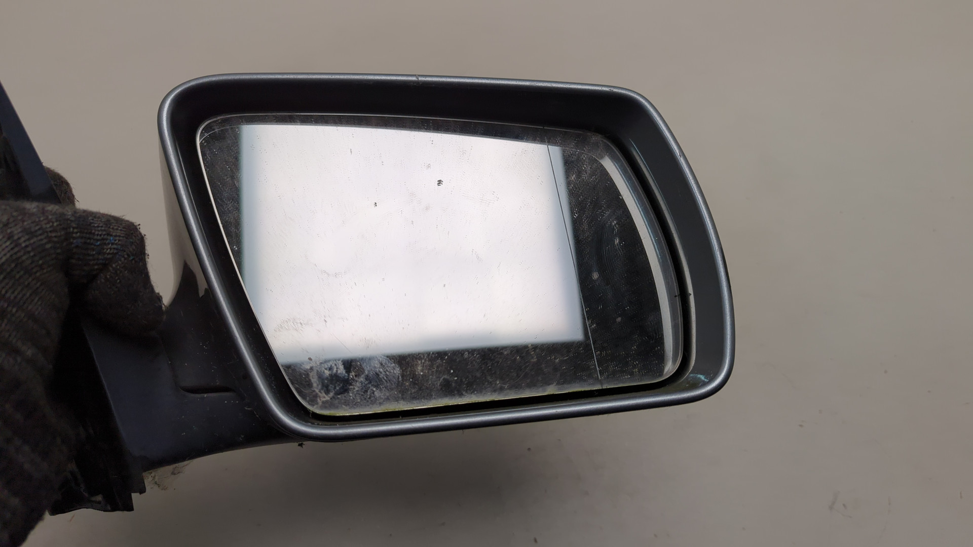 Зеркало правое электрическое