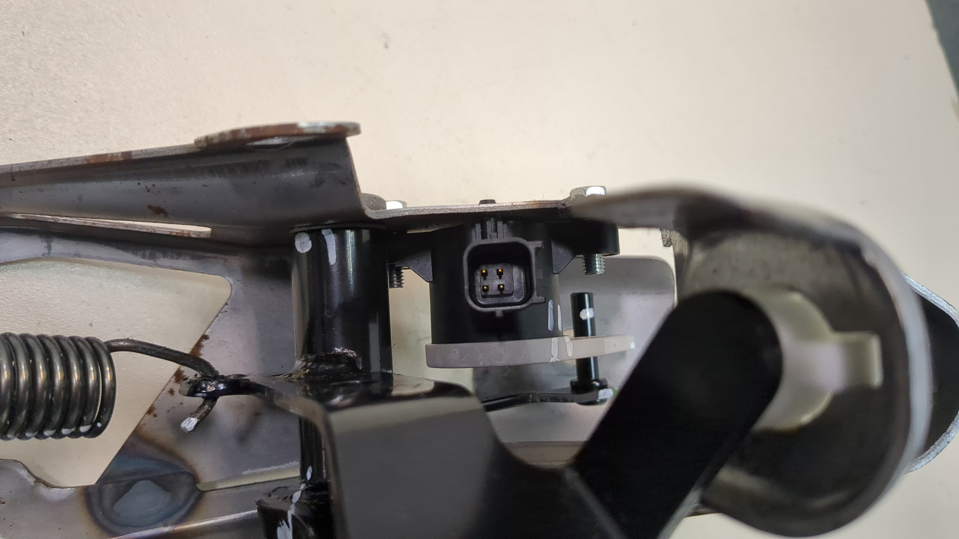 Педаль тормоза