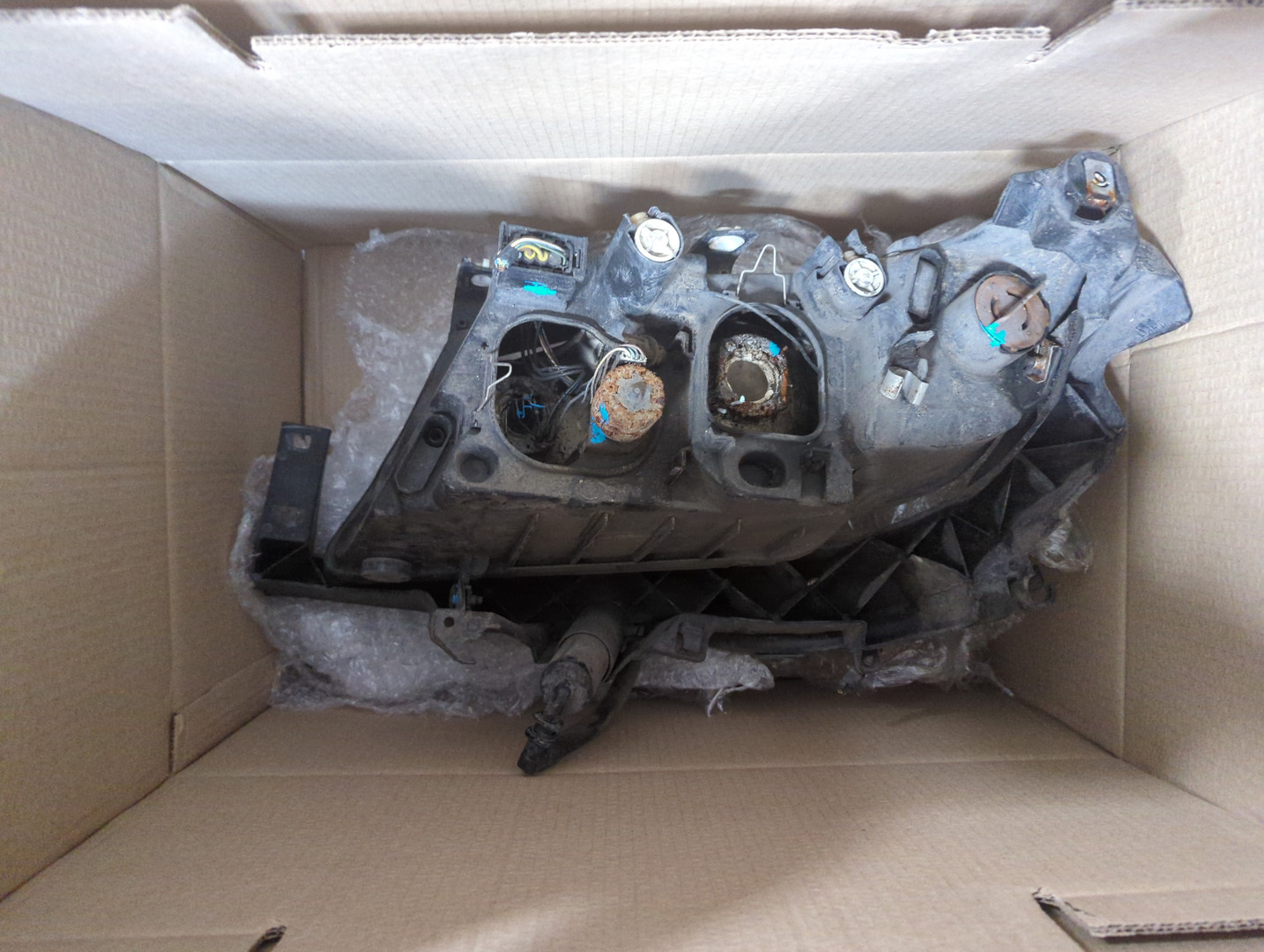 Фара правая