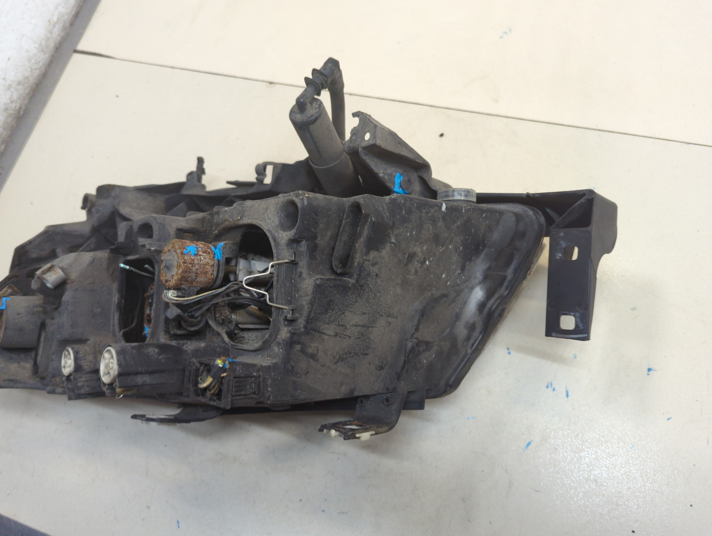 Фара правая