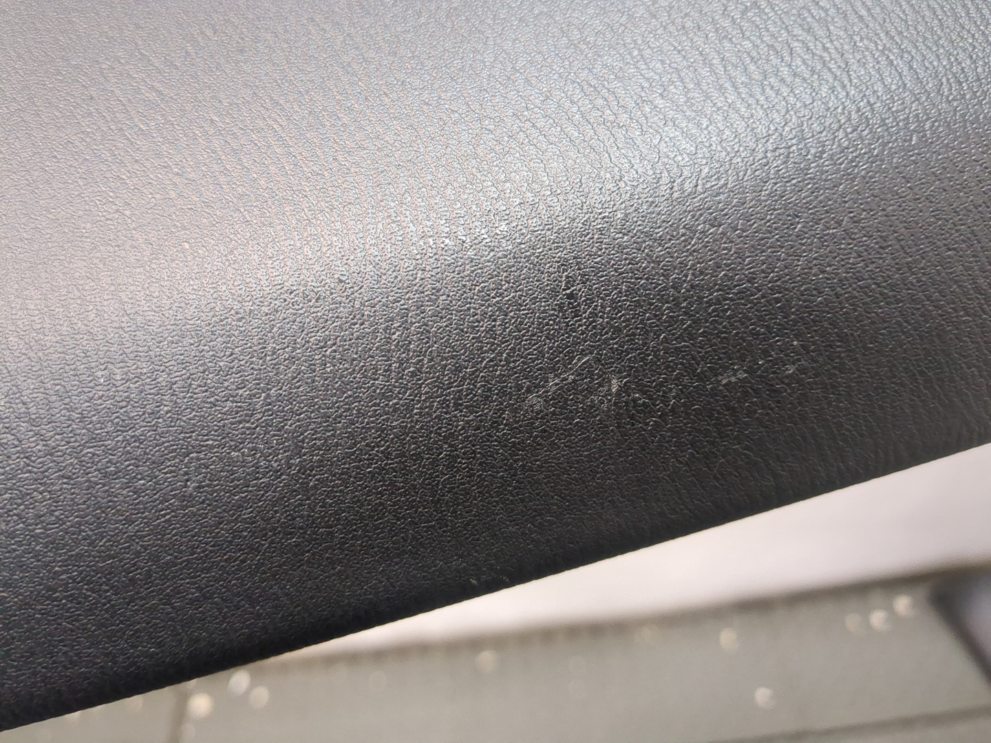 Обшивка двери багажника