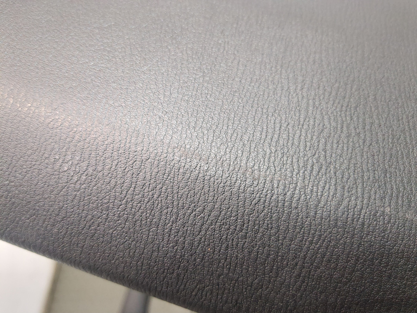 Обшивка двери багажника