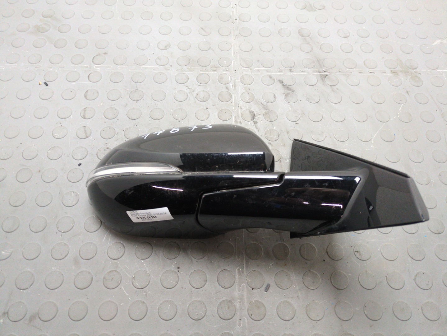 Зеркало правое электрическое