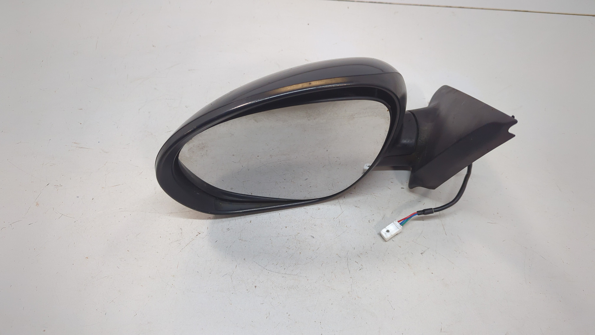 Зеркало левое электрическое