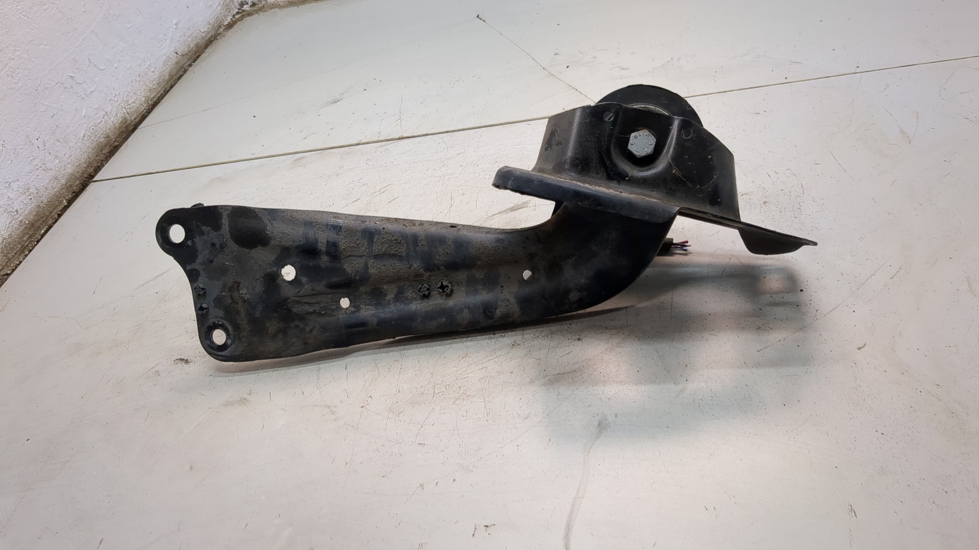 Рычаг задний правый