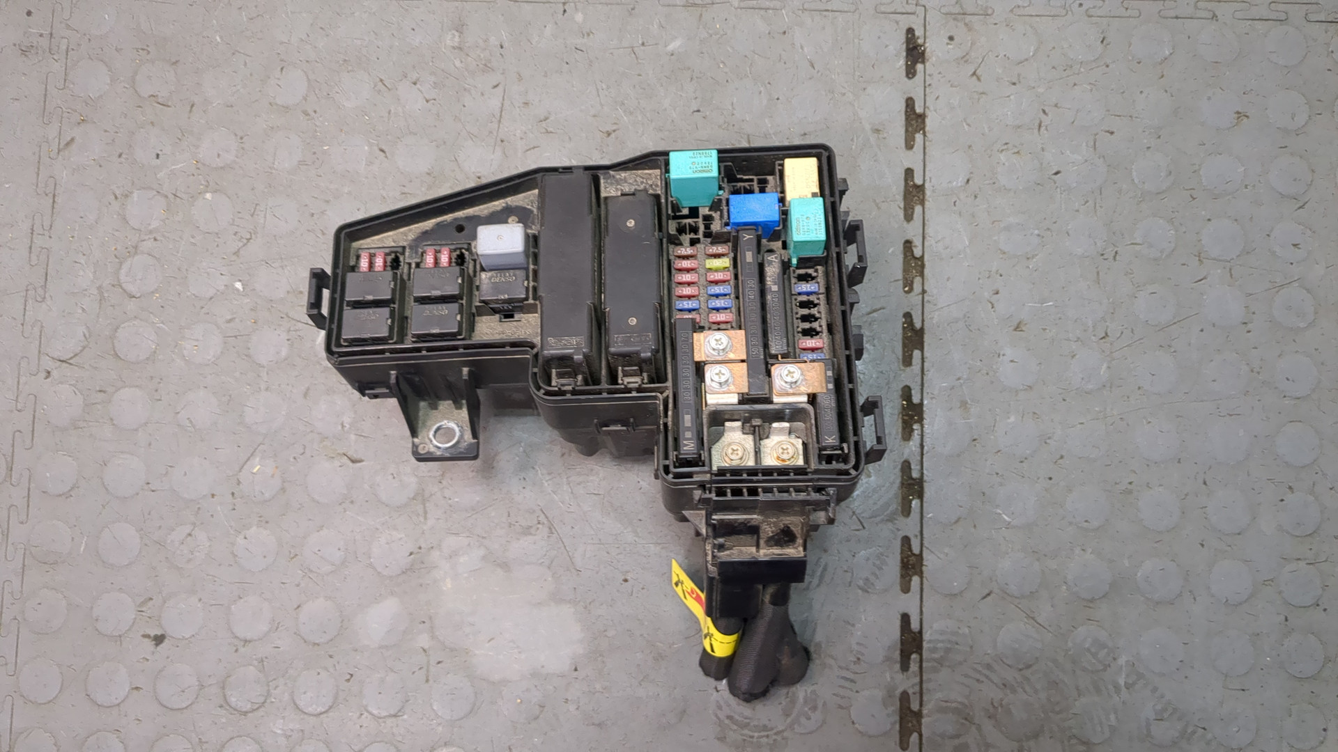 Блок предохранителей