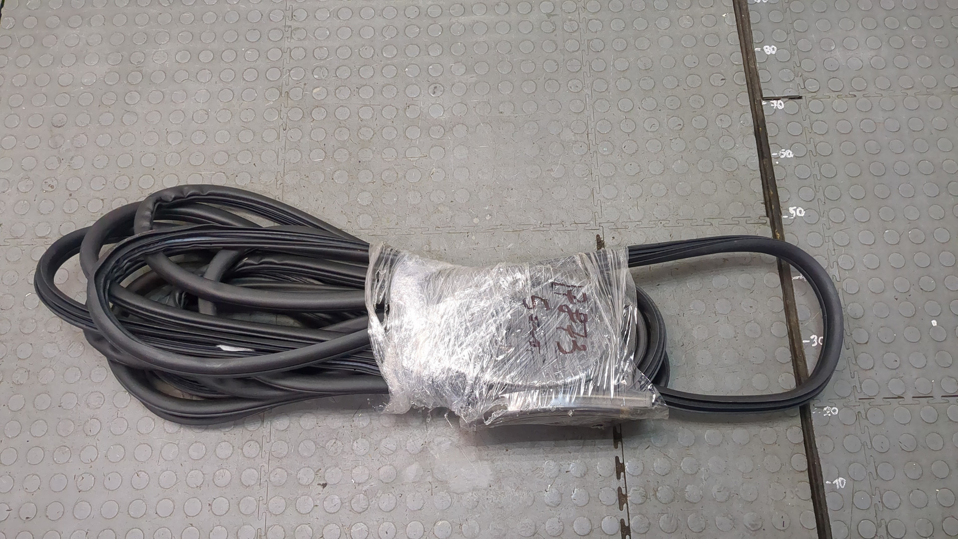 Уплотнитель (наружный)