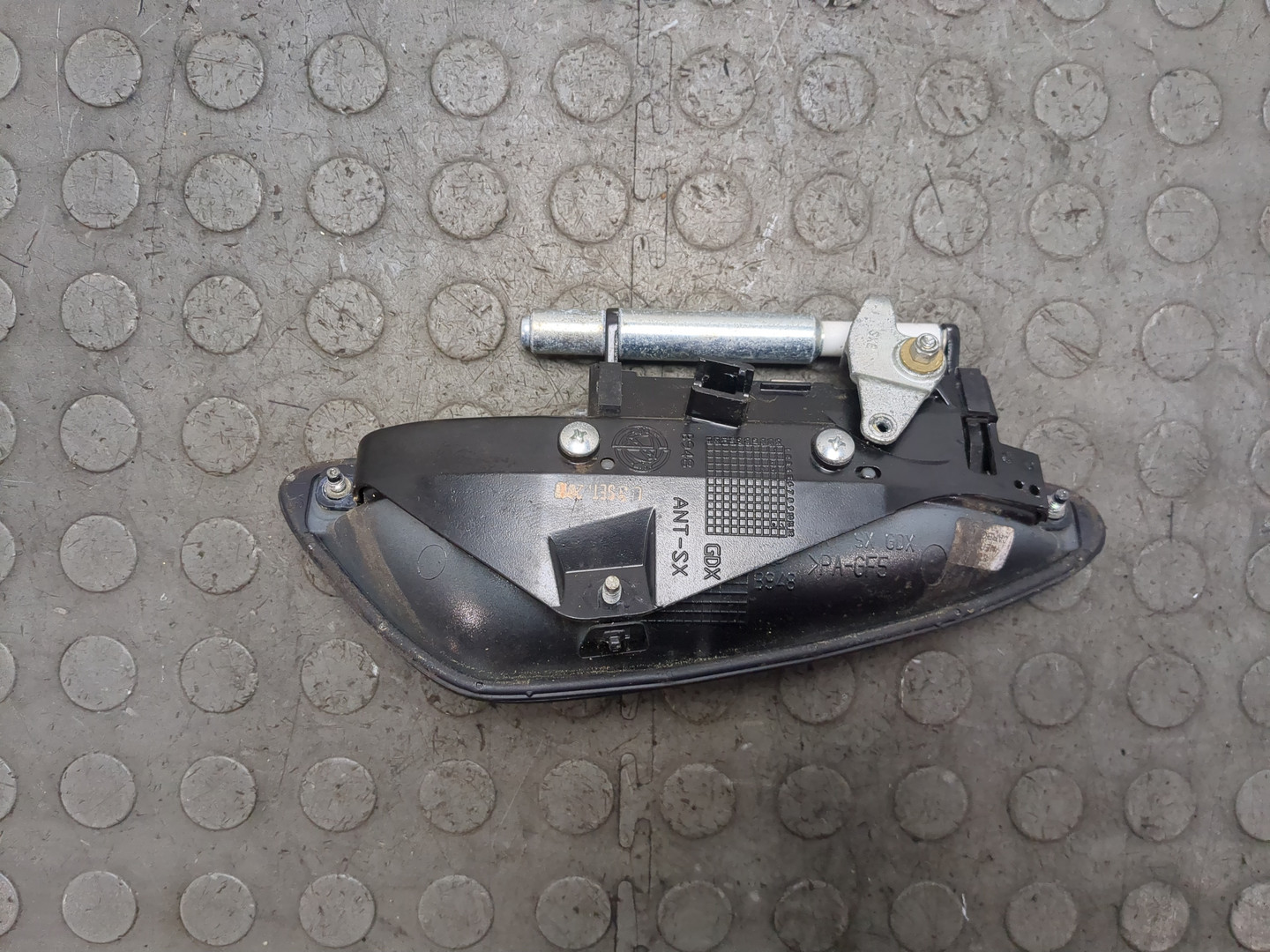 Ручка двери наружная