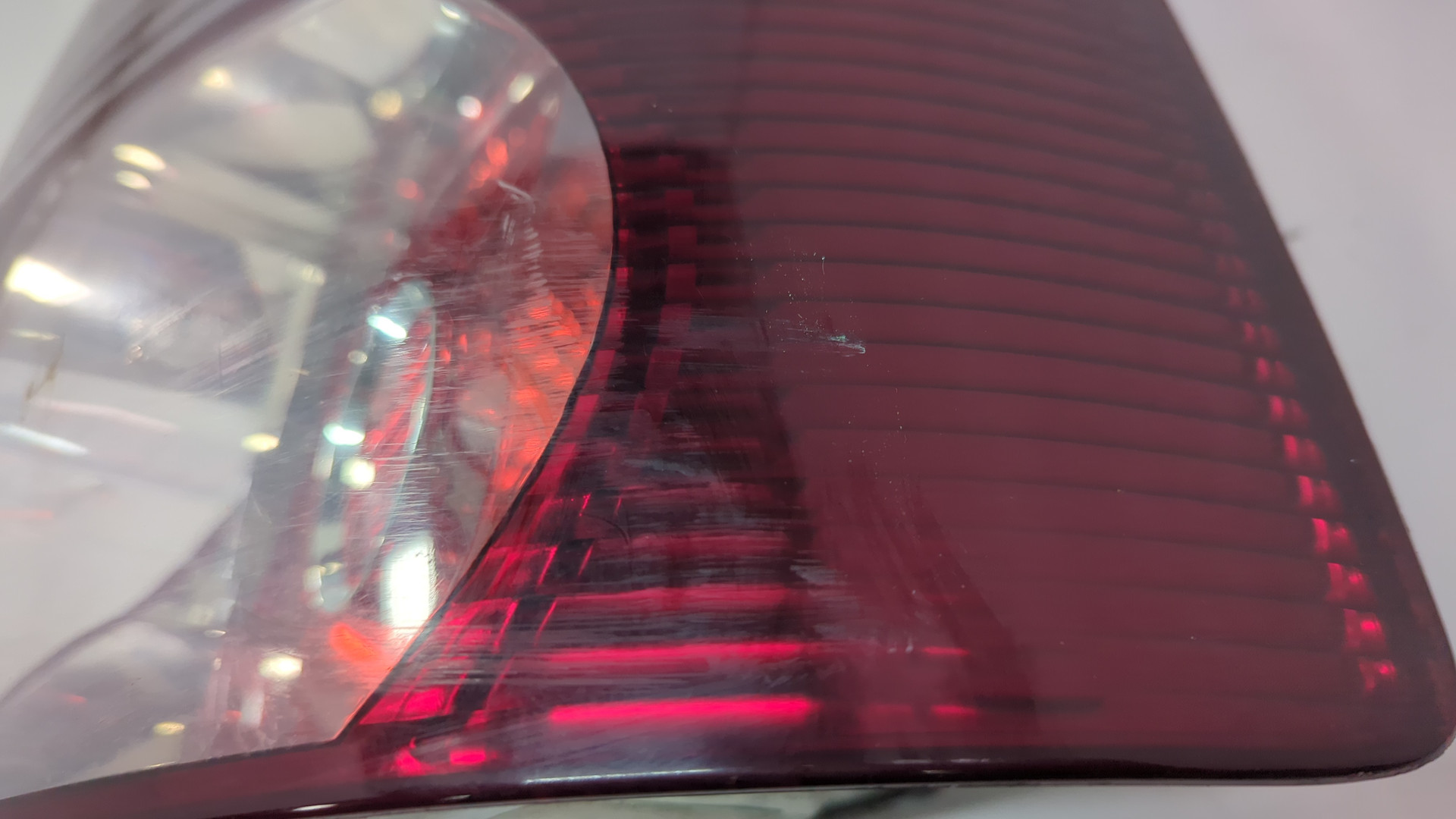 Фонарь задний правый