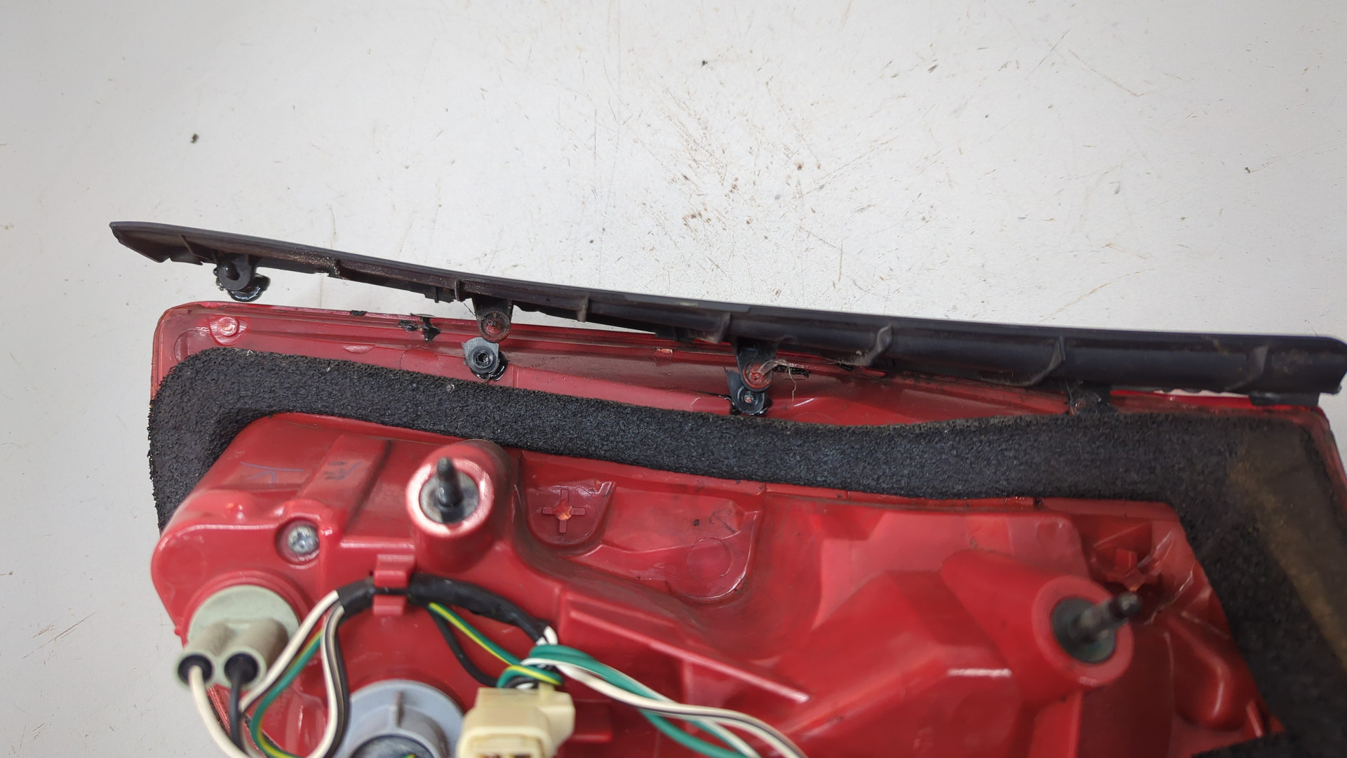 Фонарь задний левый