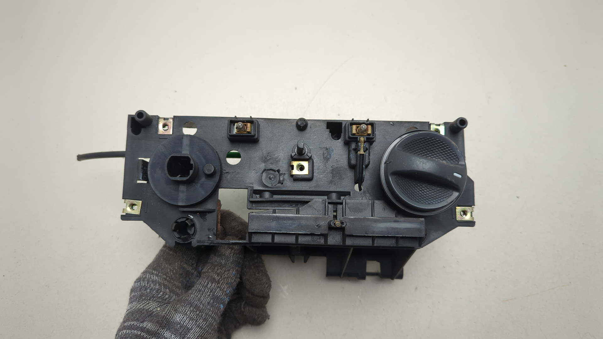 Переключатель отопителя