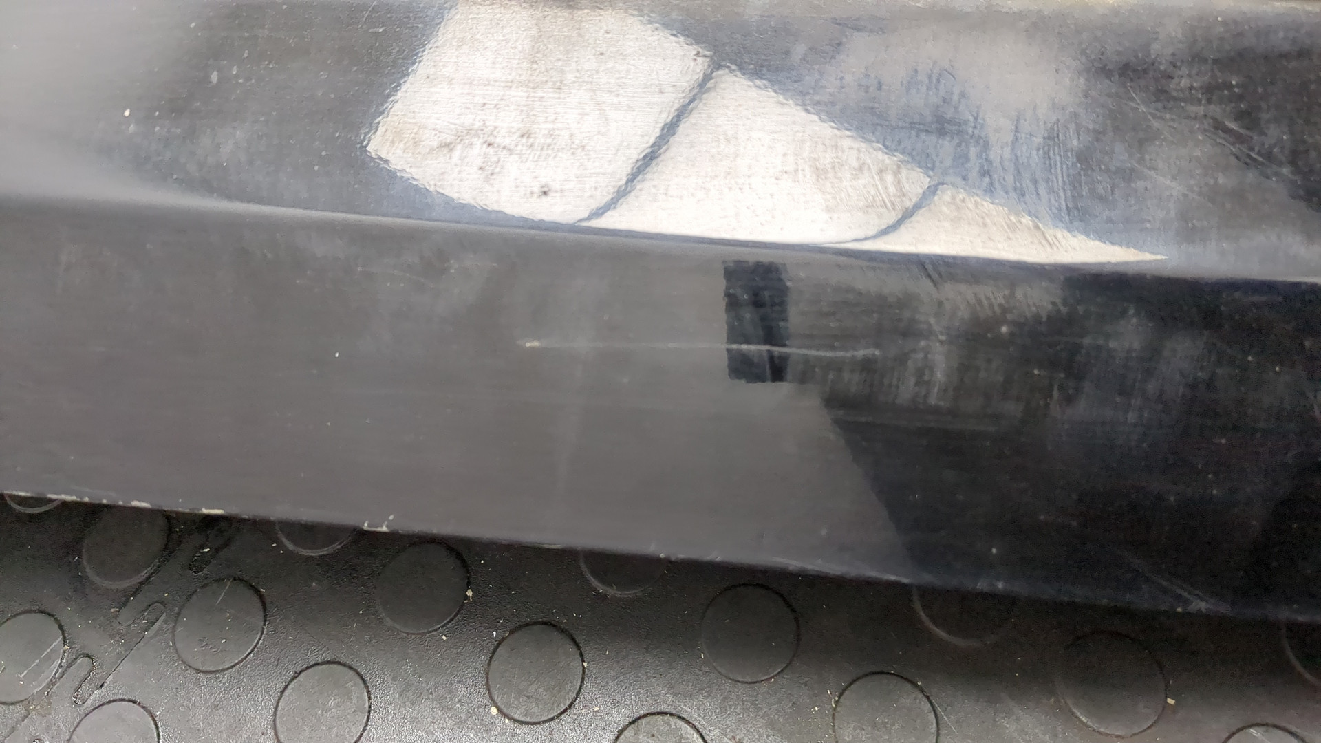 Дверь багажника