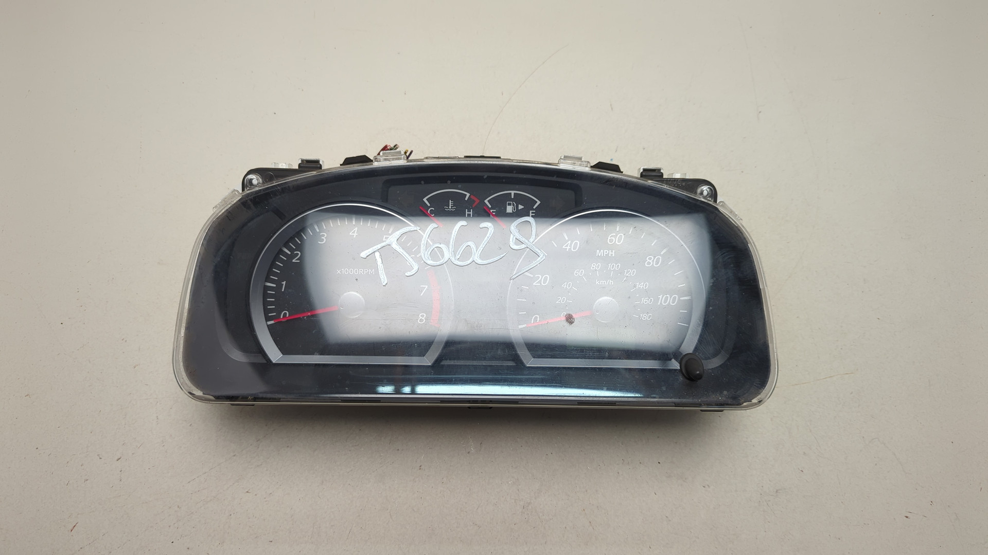 Панель приборов