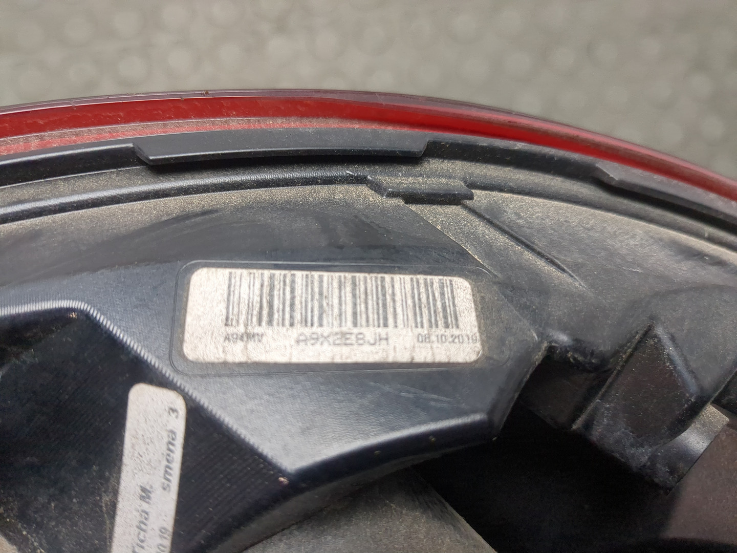 Фонарь задний внутренний правый