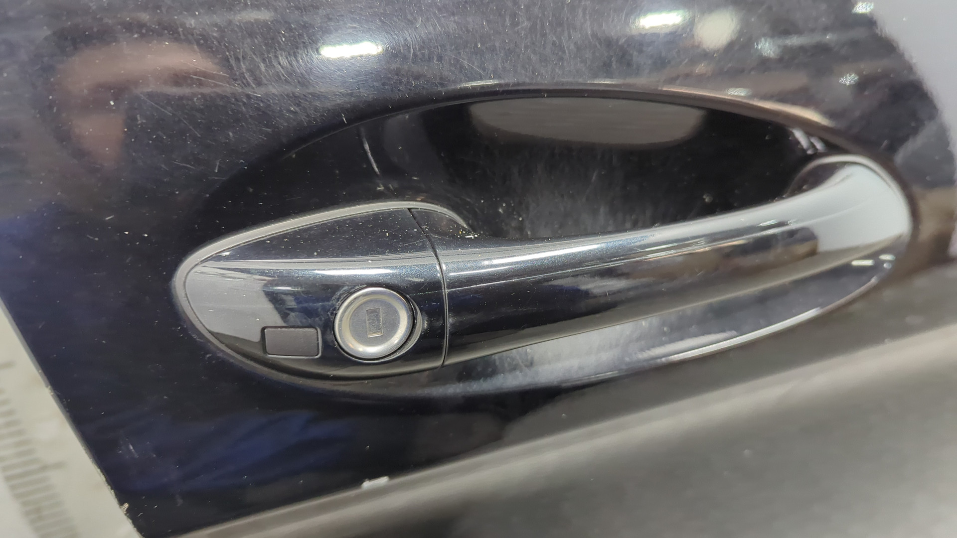 Дверь передняя правая