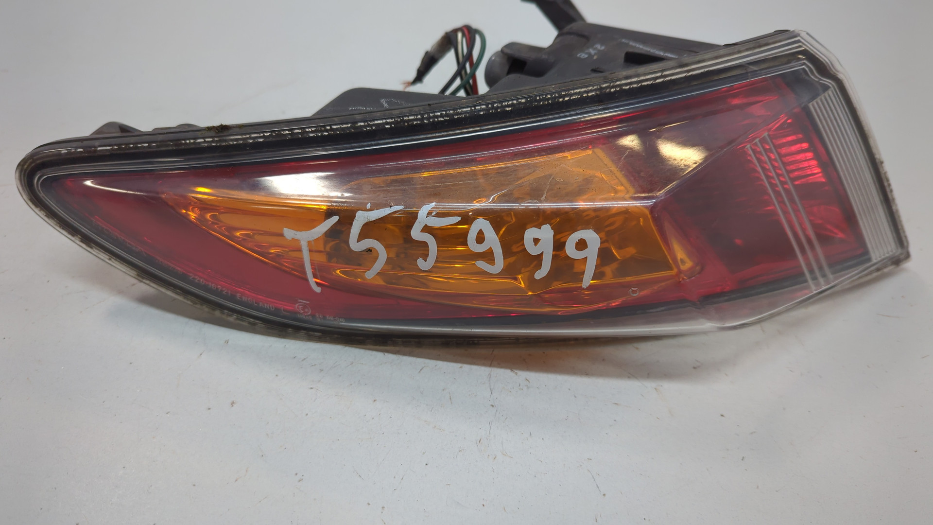 Фонарь задний левый