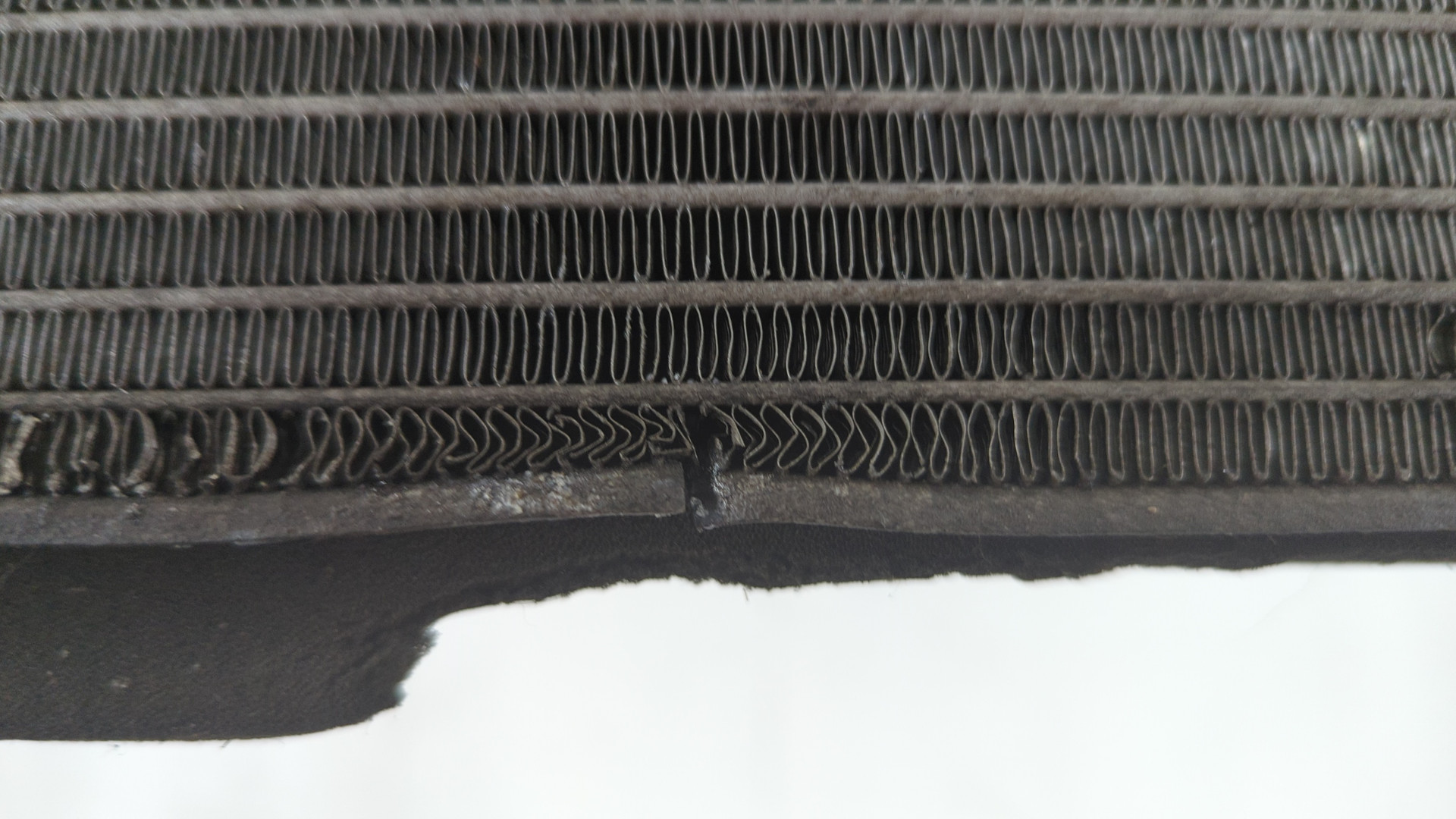 Радиатор охлаждения двигателя основной