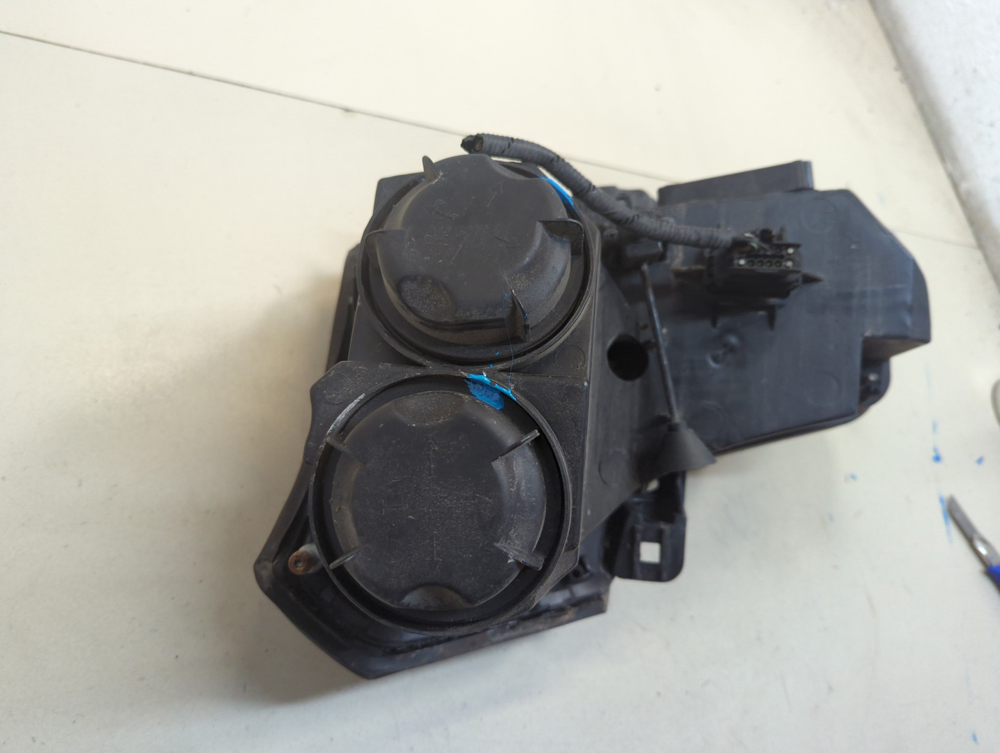 Фара правая