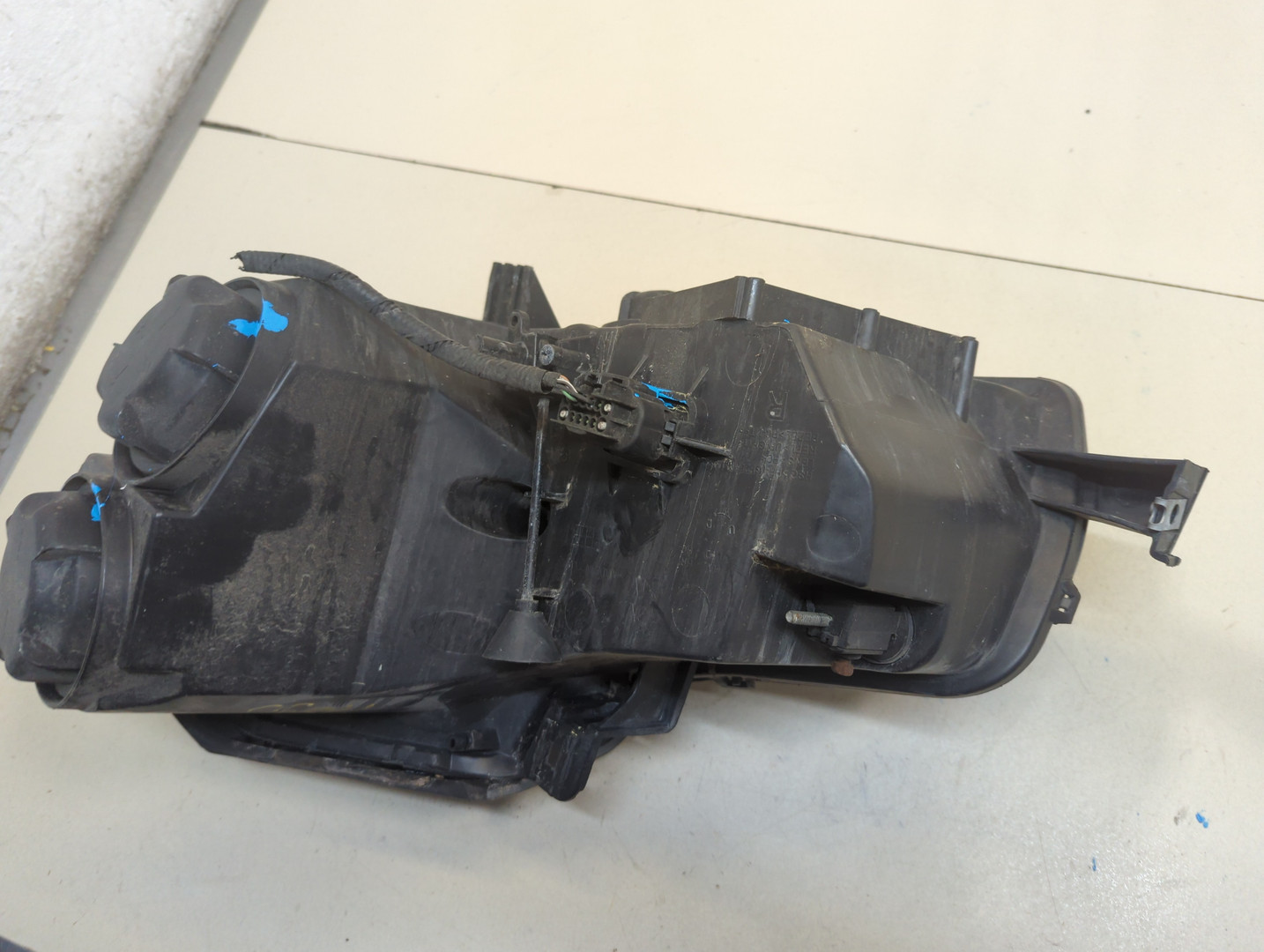 Фара правая