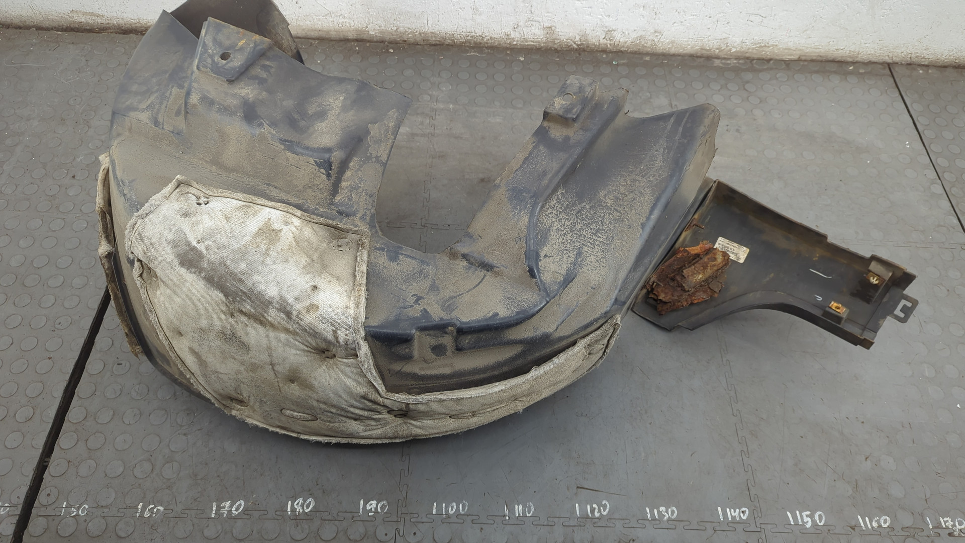 Локер задний правый