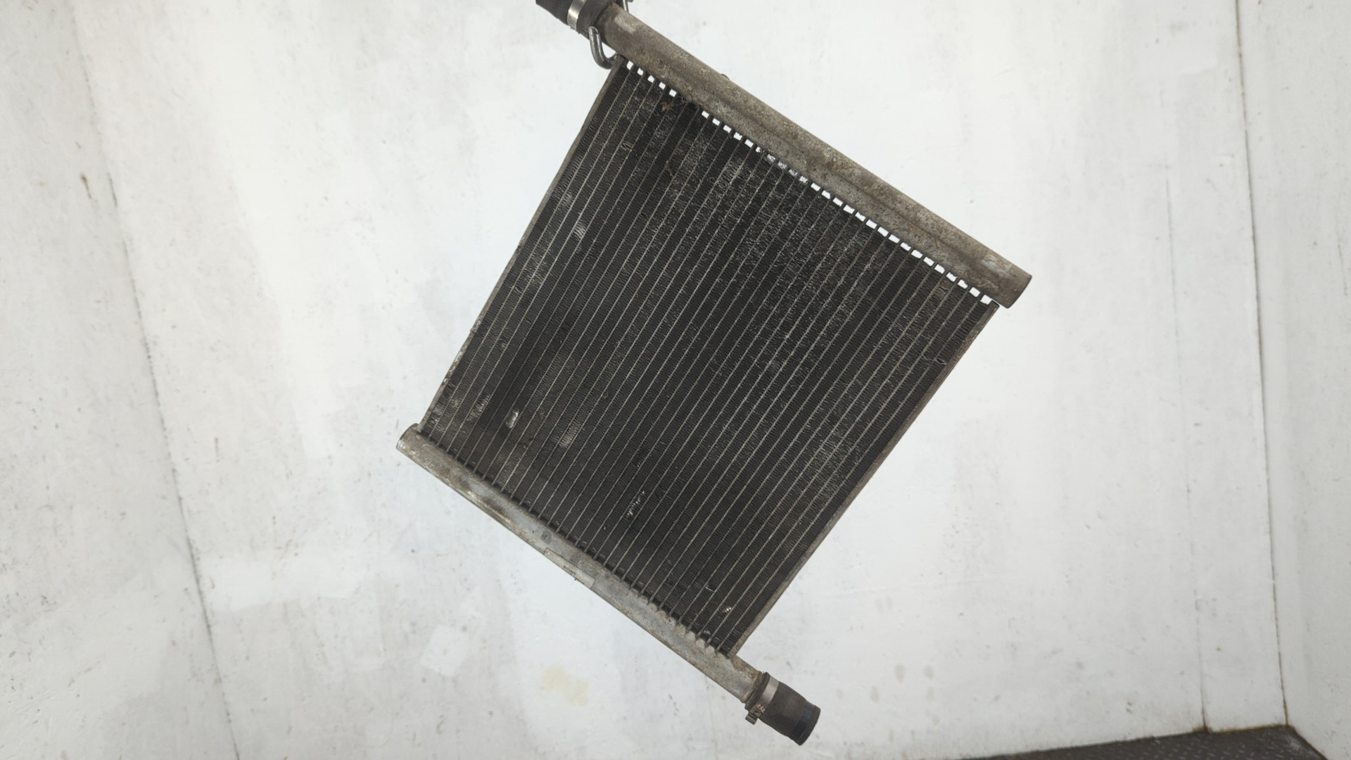 Радиатор охлаждения двигателя основной