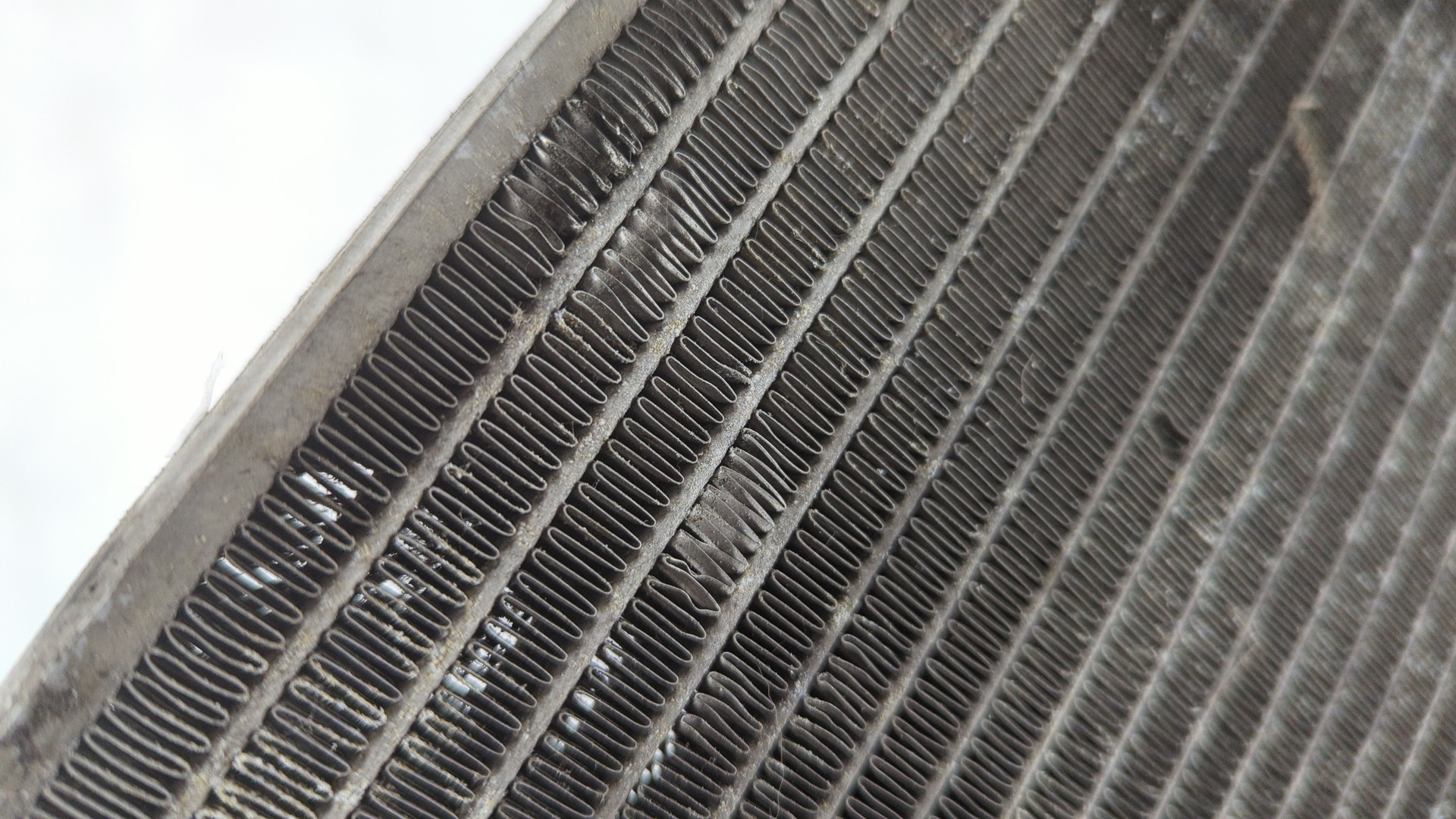 Радиатор охлаждения двигателя основной