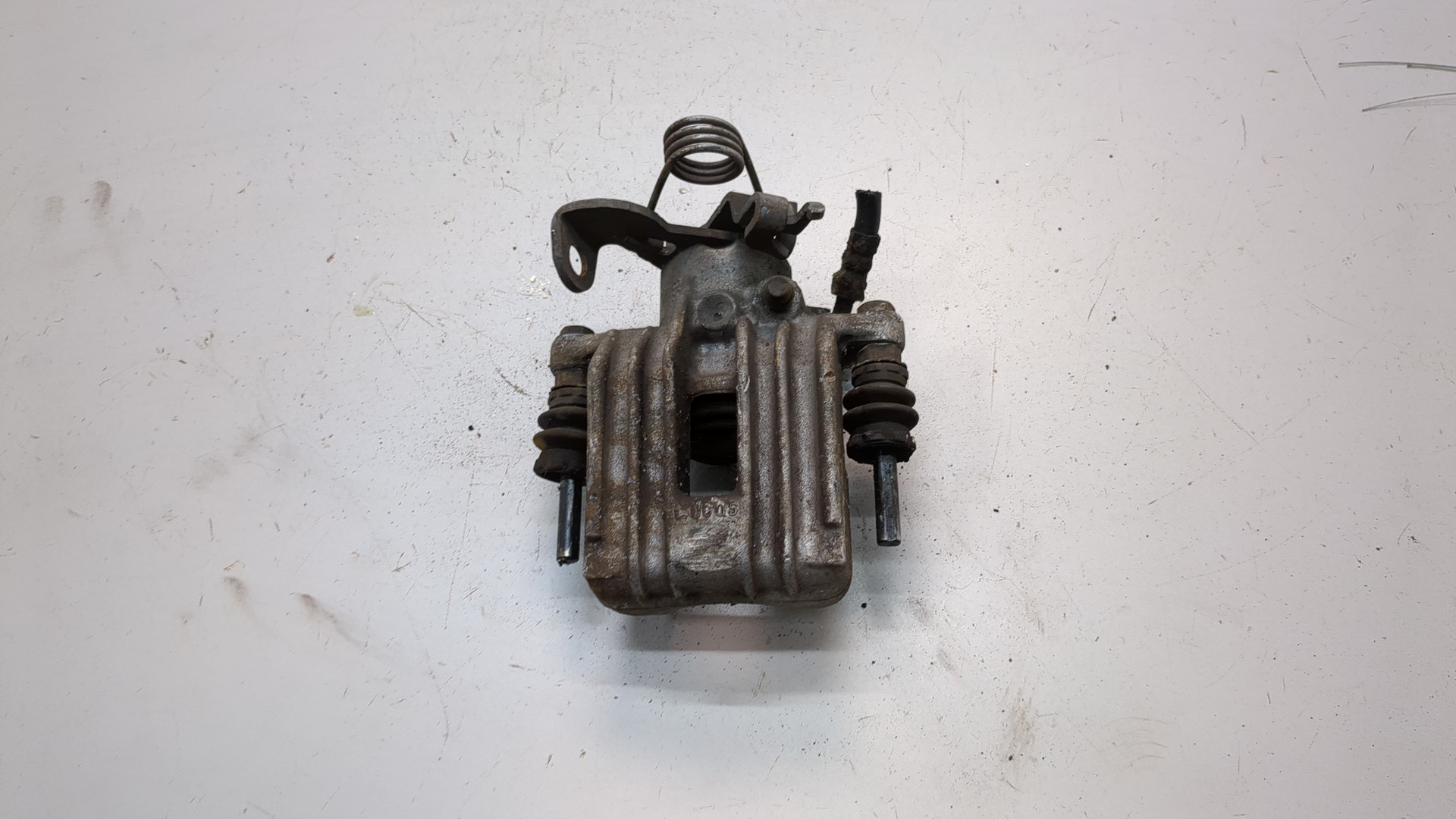 Суппорт задний правый