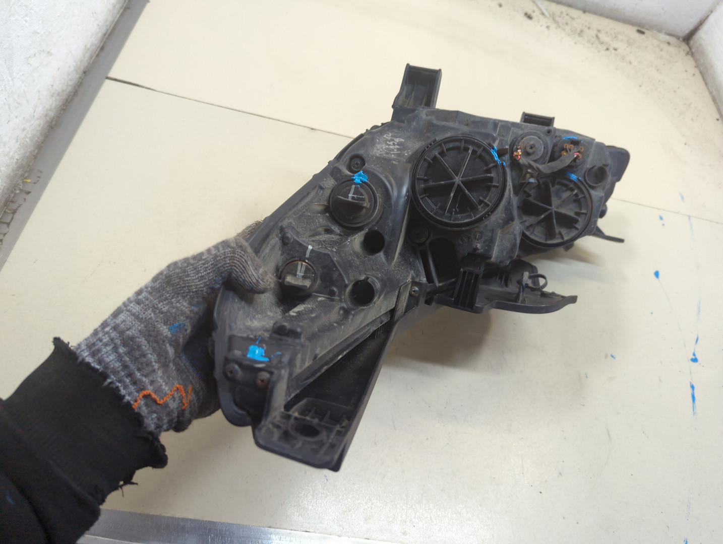 Фара правая