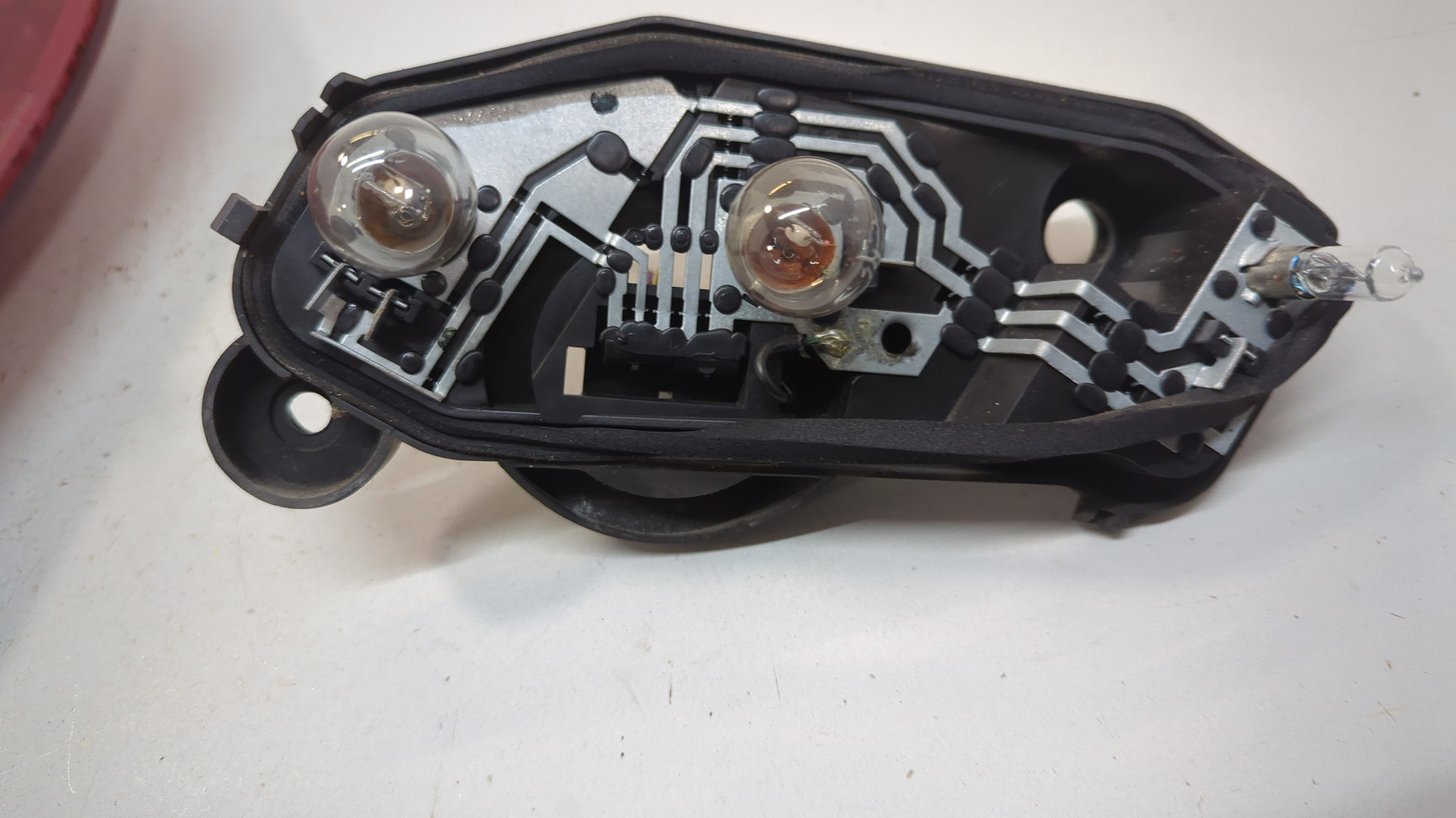 Фонарь задний правый