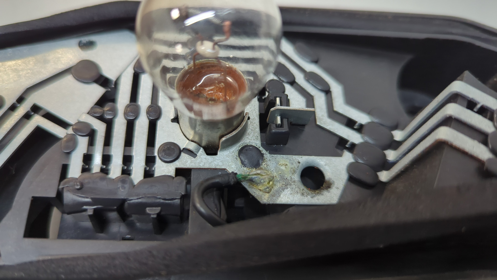 Фонарь задний правый