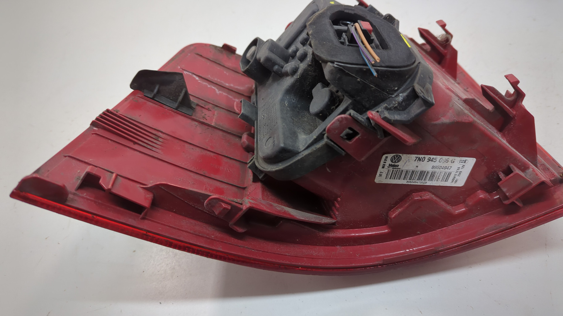 Фонарь задний правый