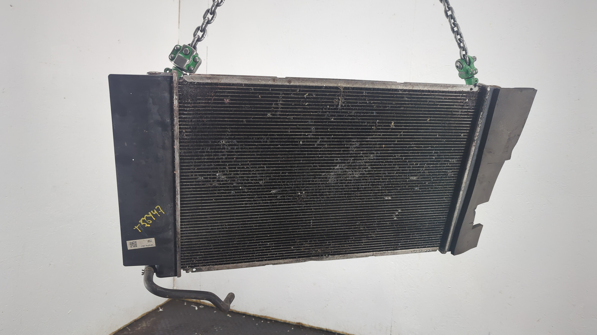 Радиатор охлаждения двигателя основной