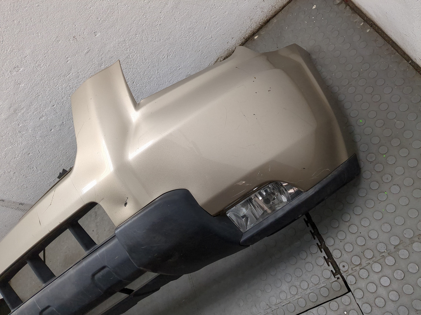 Бампер передний