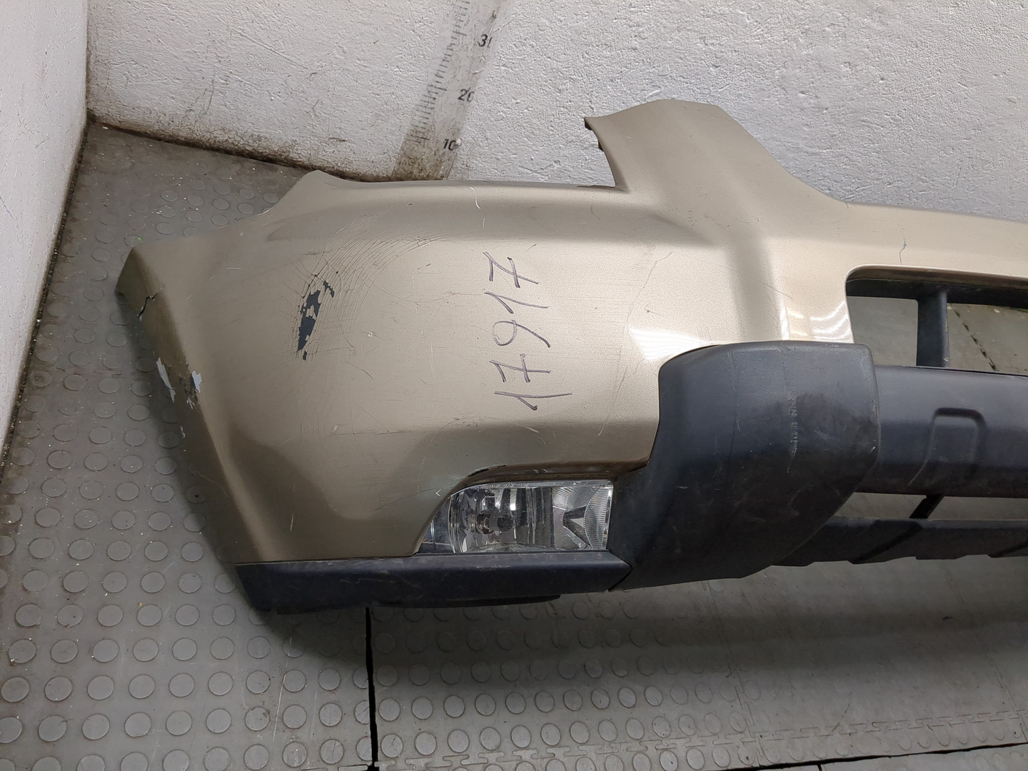 Бампер передний