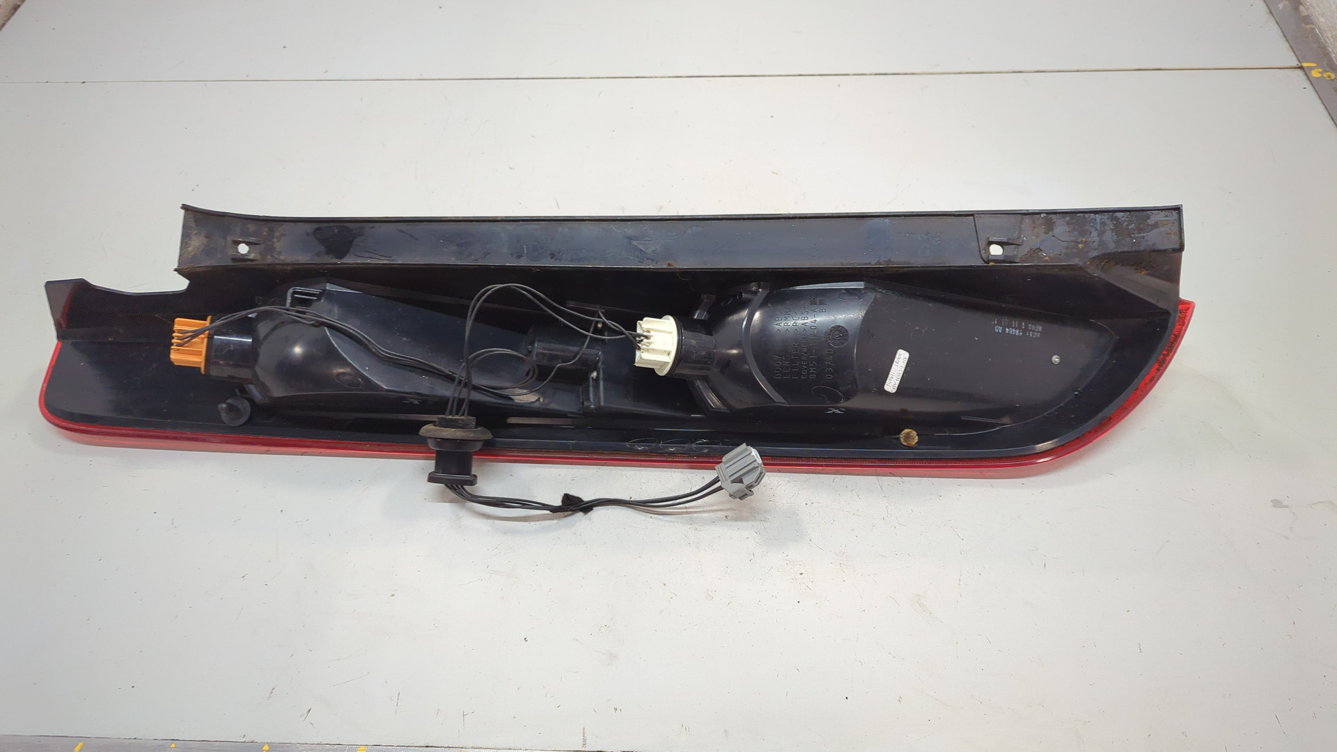 Фонарь задний правый