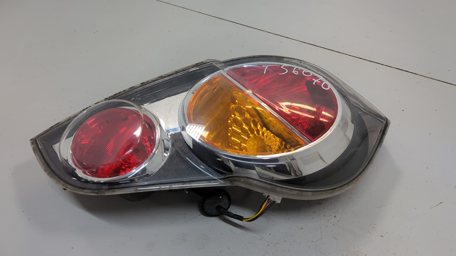 Фонарь задний правый