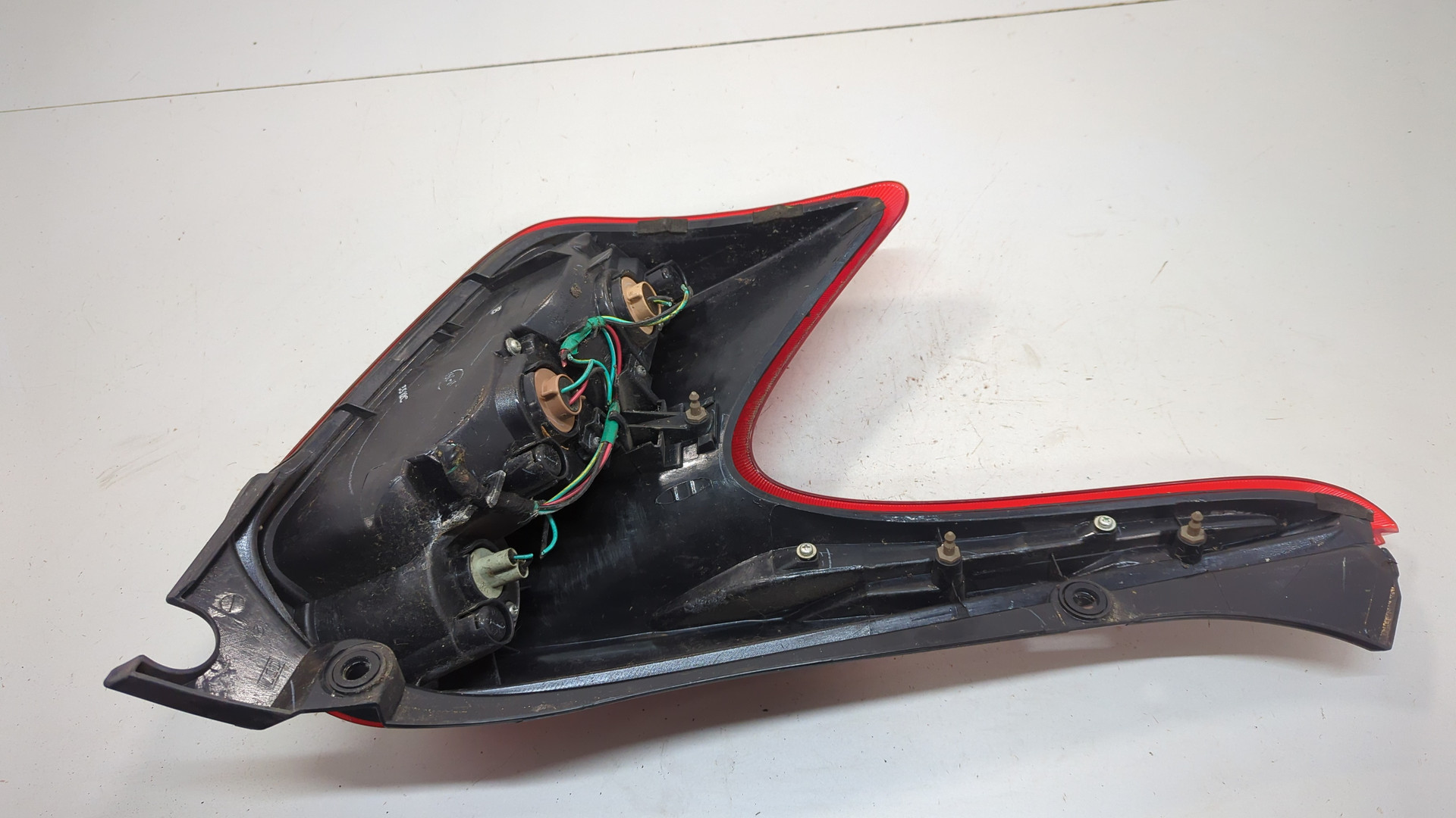 Фонарь задний правый