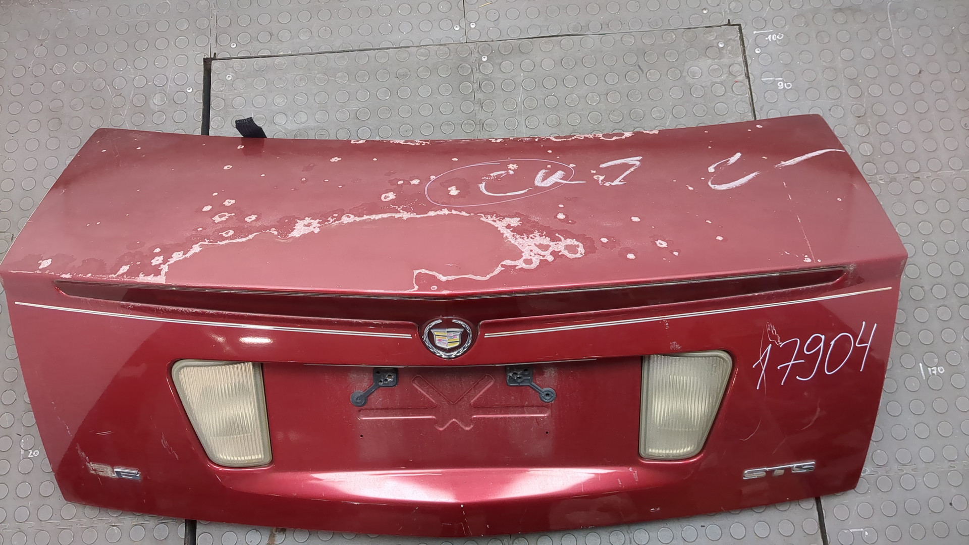 Дверь багажника