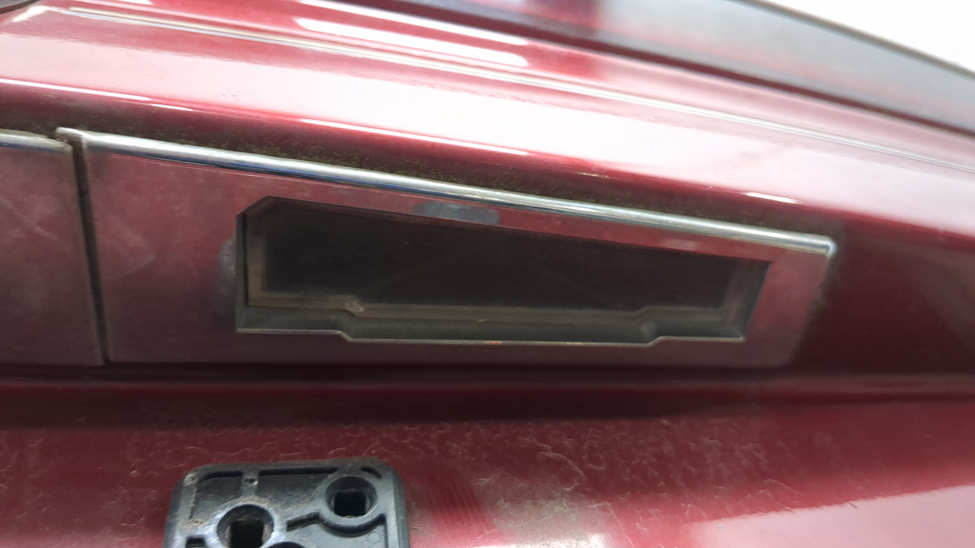 Дверь багажника