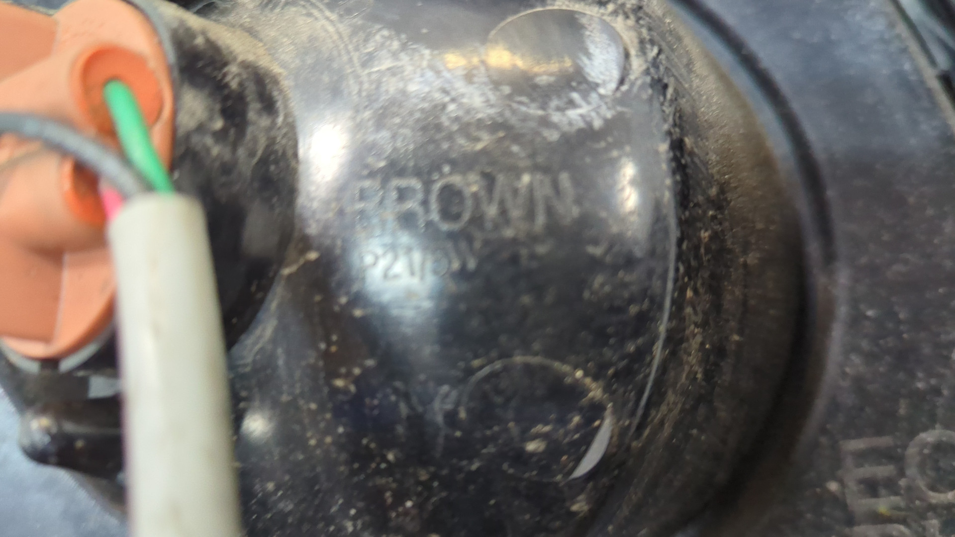 Фонарь задний правый