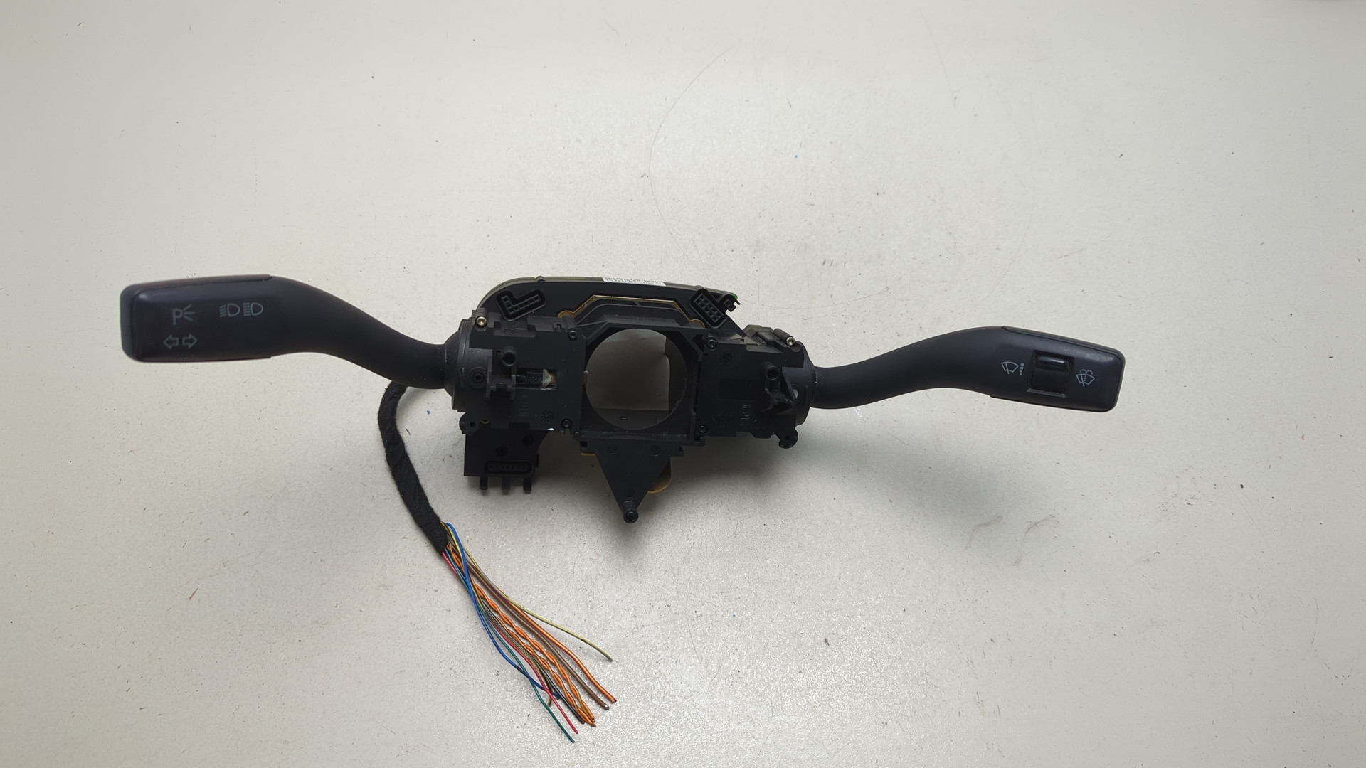 Переключатель подрулевой