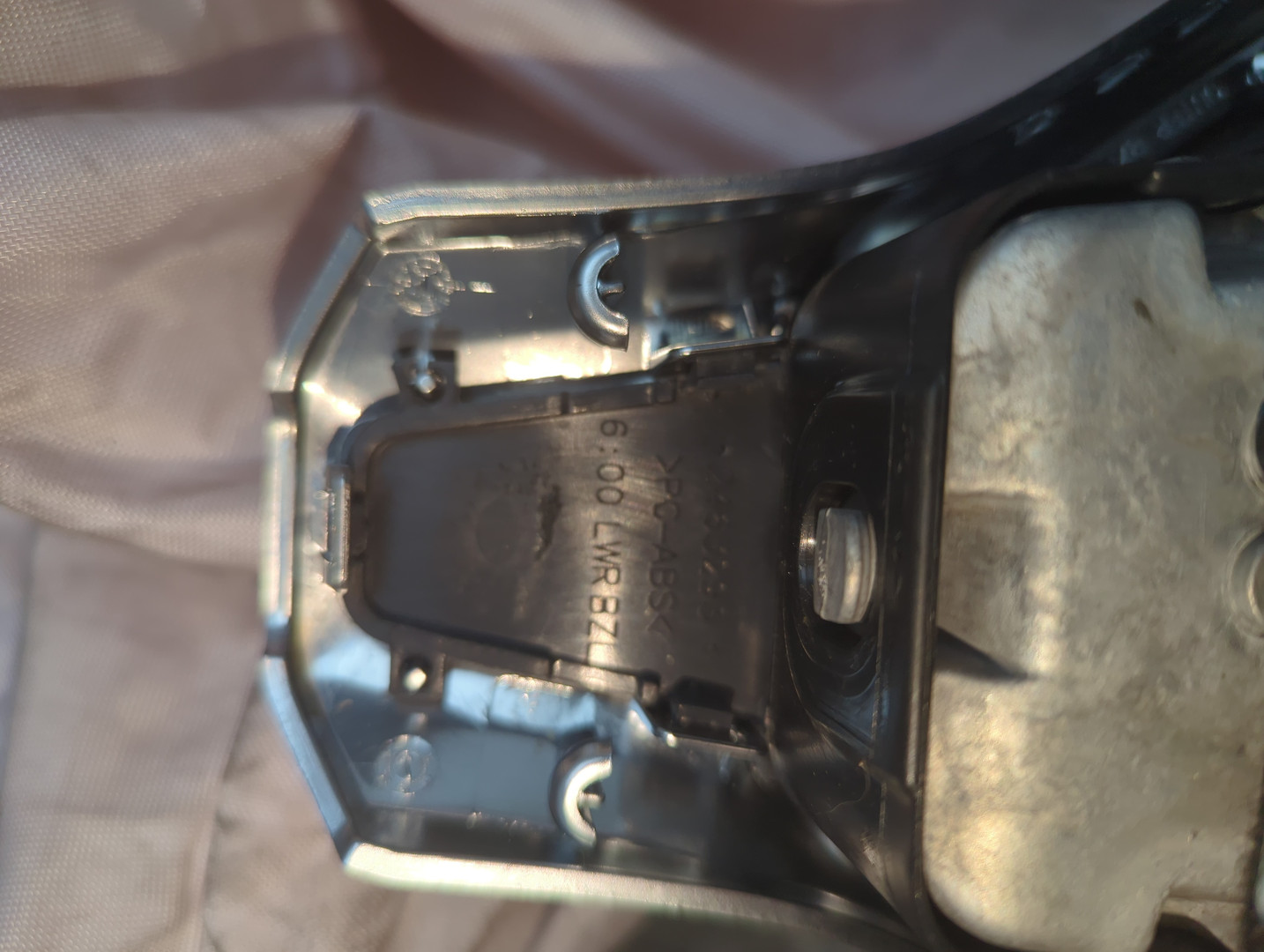 Подушка безопасности в рулевое колесо