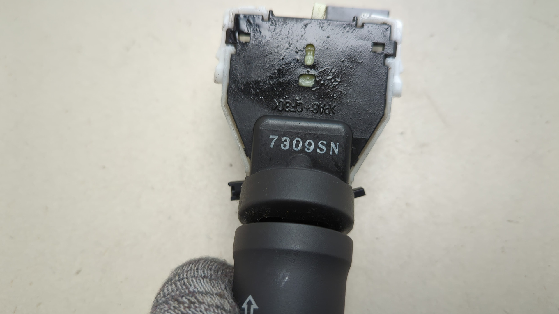 Переключатель поворотов подрулевой